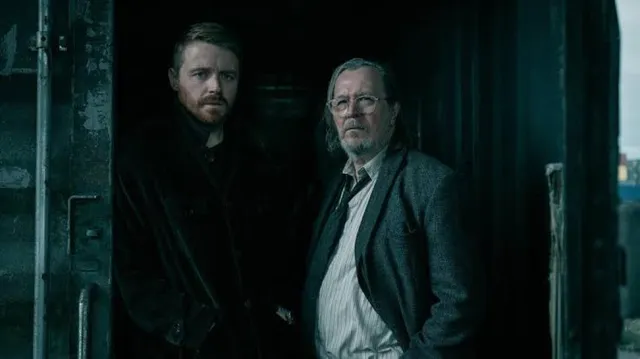Jack Lowden et Gary Oldman dans Slow Horses saison 6 sur Apple TV+