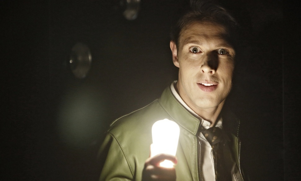 Dirk Gently, détective holistique
