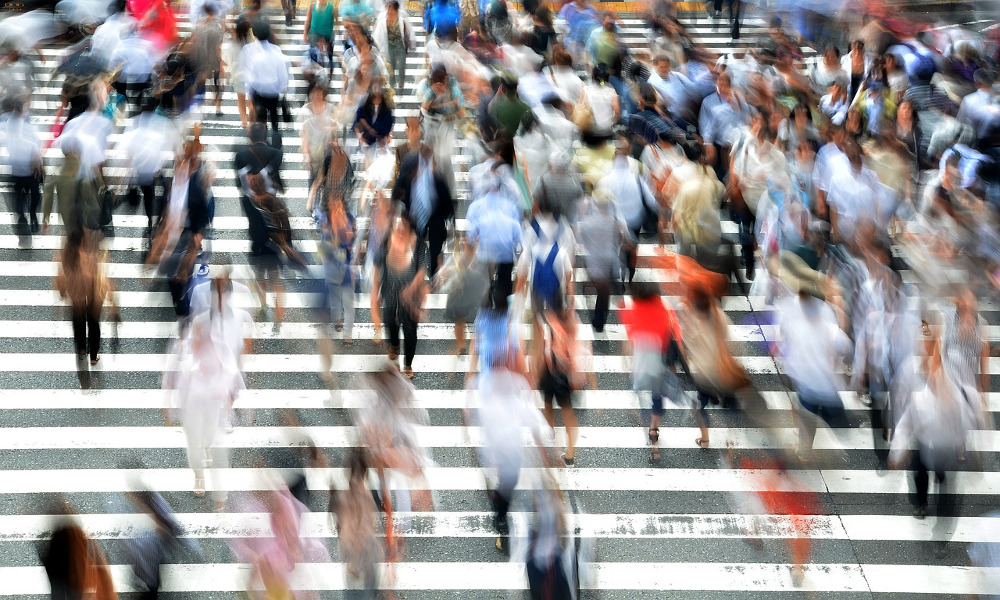 Proies de la solidarité : le démarchage de rue des ONG
