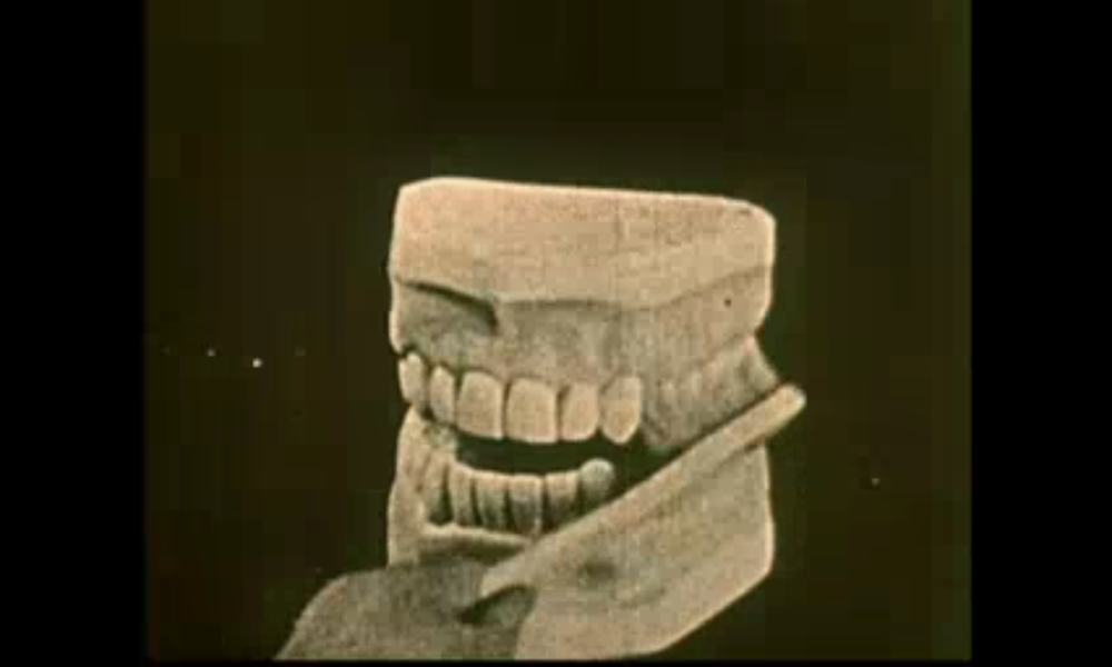 Le dentifrice maison de dame Rami
