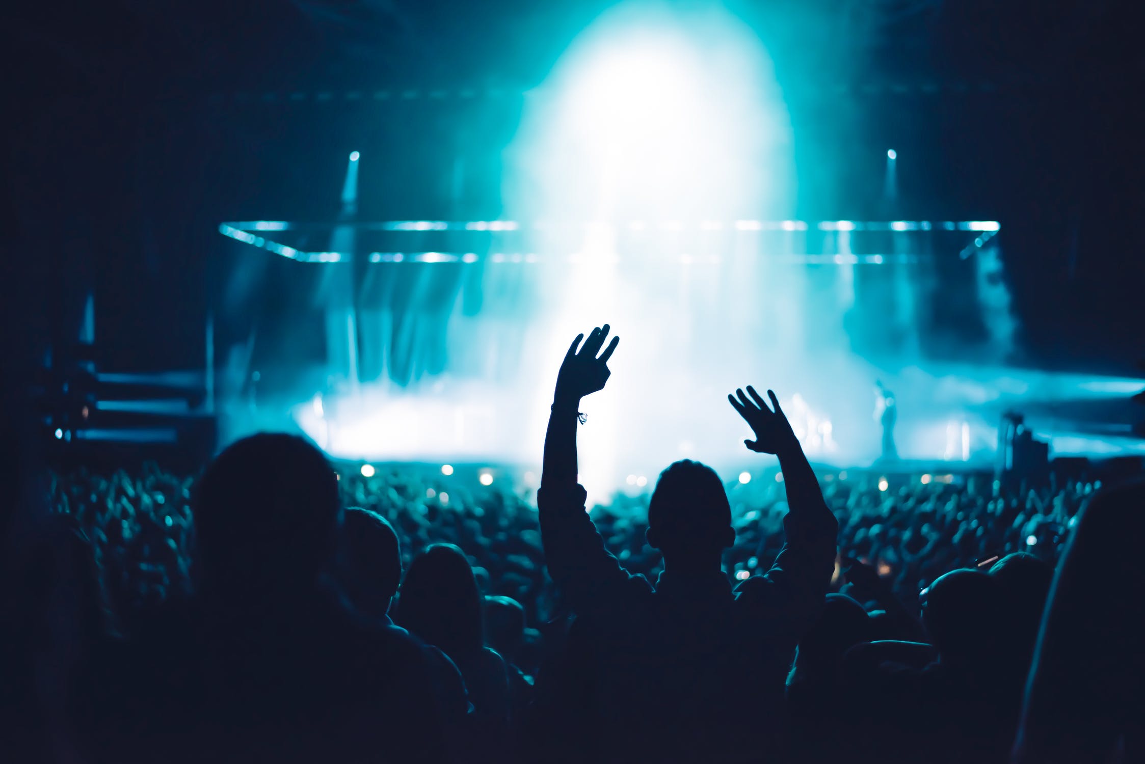 Covid : les concerts "debout" reprennent !