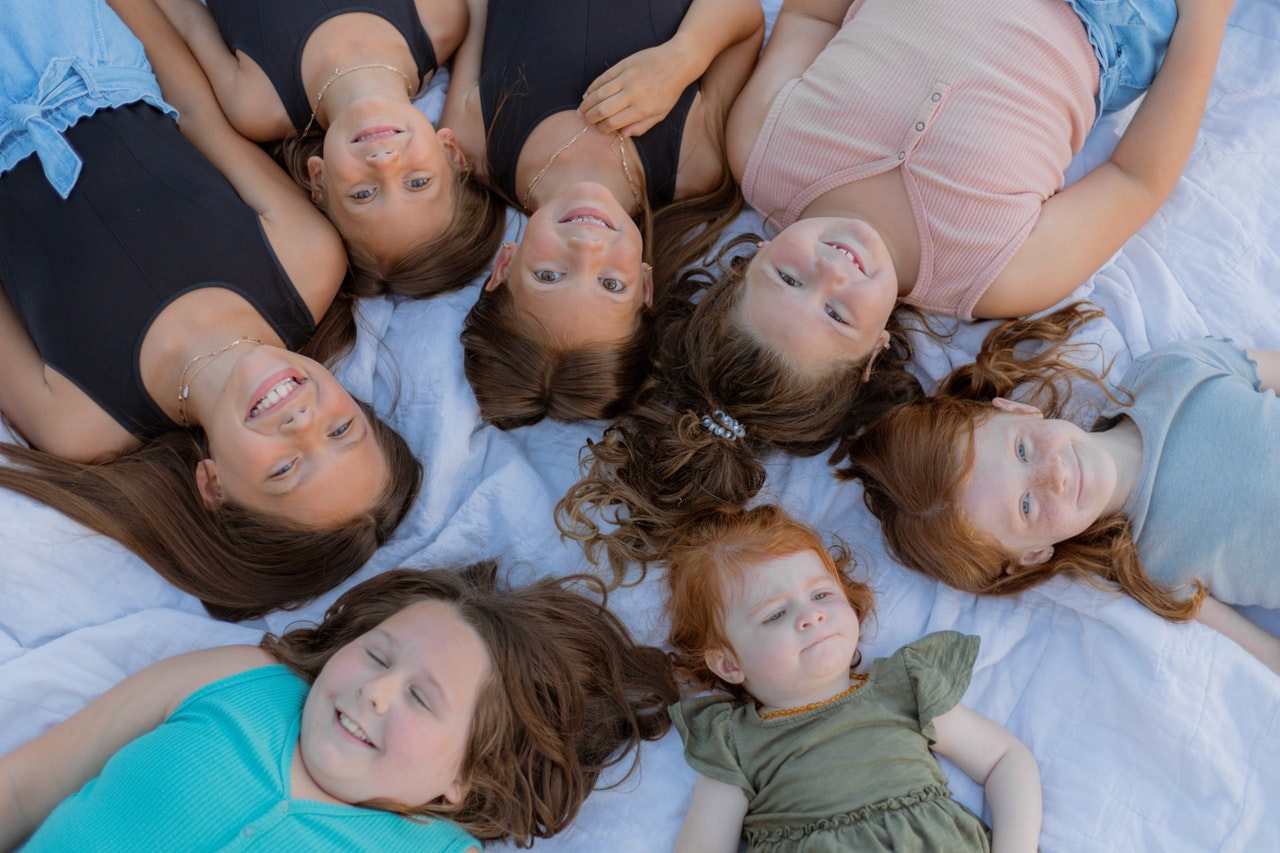 Vacances en famille : et si on arrêtait de comparer les cousins ?