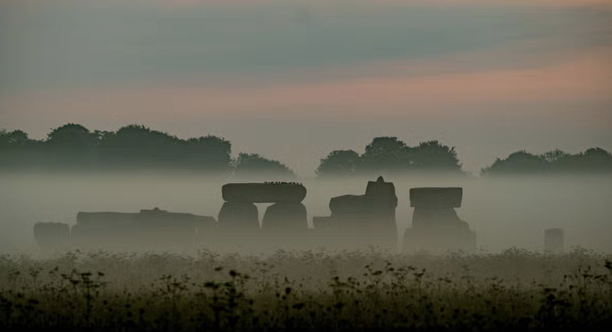 Six tonnes de grès qui ont traversé toute la Grande-Bretagne, et personne ne sait vraiment comment