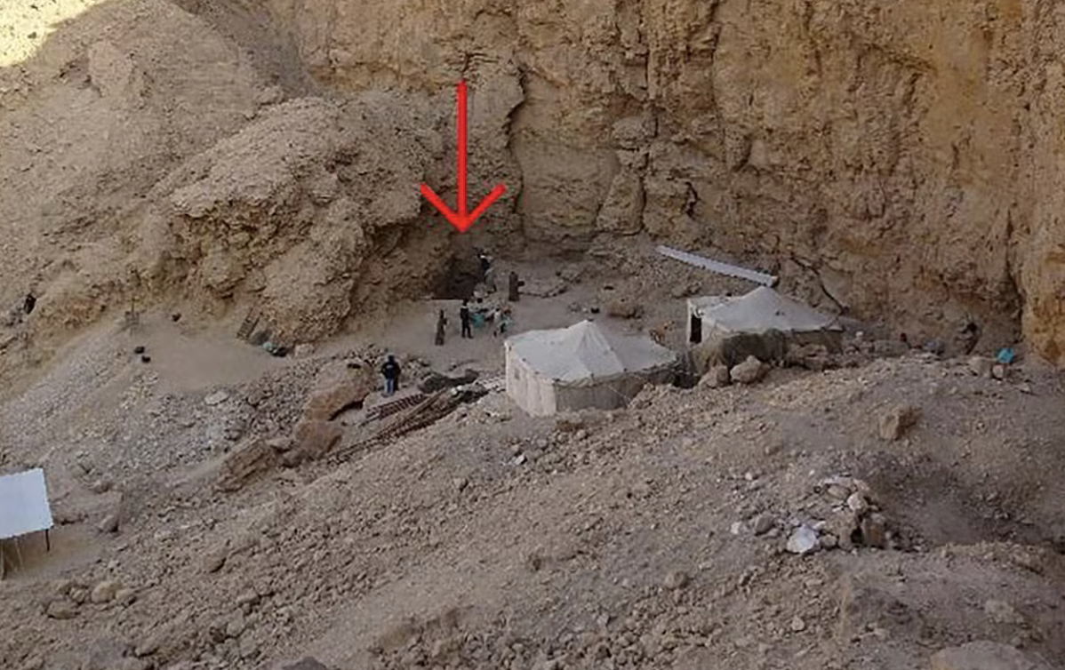 Un pharaon oublié refait surface, et c'est un siècle d'attente qui se referme