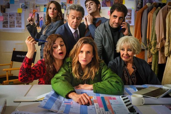 Affiche officielle de Dix pour cent, le film : la troupe de l'agence ASK reunie autour d'Andrea Martel, sur Netflix le 10 septembre
