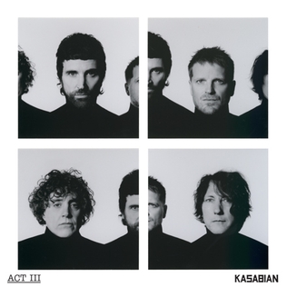 Pochette de l'album Act III de Kasabian, portraits en noir et blanc des membres du groupe