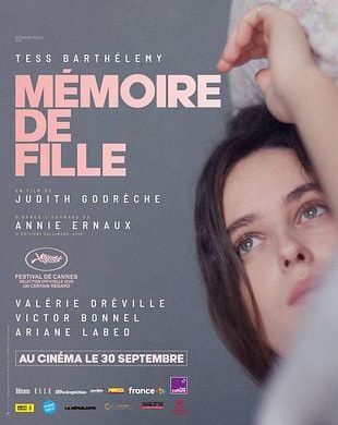 Affiche officielle du film Mémoire de fille de Judith Godrèche, avec Tess Barthélémy
