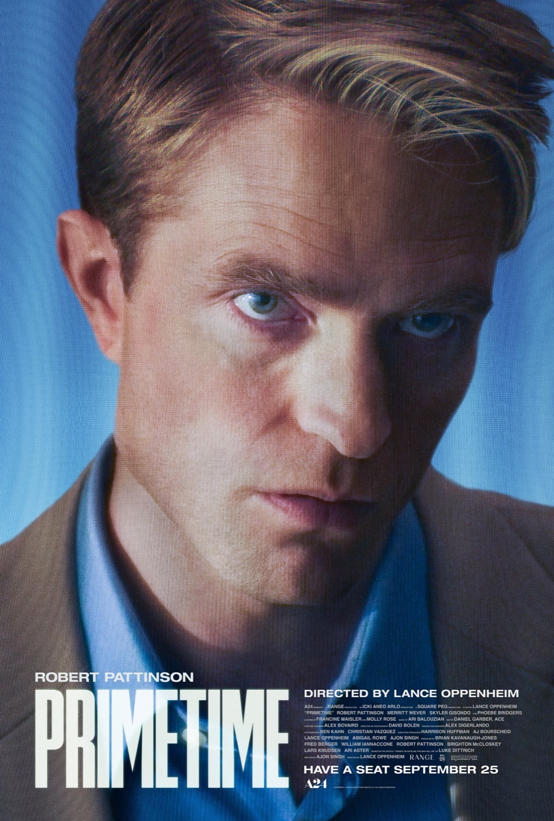 Affiche officielle du film Primetime : gros plan de Robert Pattinson grimé en Chris Hansen, distribuée par A24